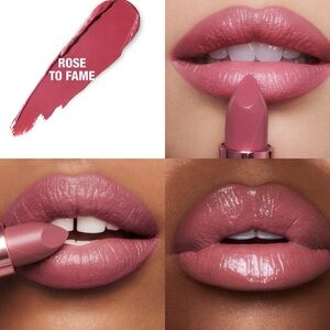 CHARLOTTE TILBURY
K.I.S.S.I.N.G Satin Shine Lipstick Rose flame